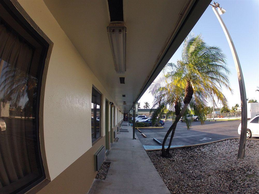 Budget Host Inn Florida City Exterior foto